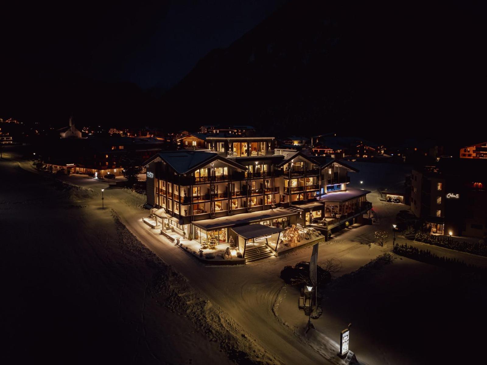 Hotel Auszeit Пертизау Екстериор снимка